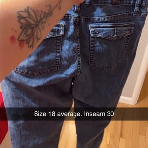 Wrangler womens jeans size 18 average